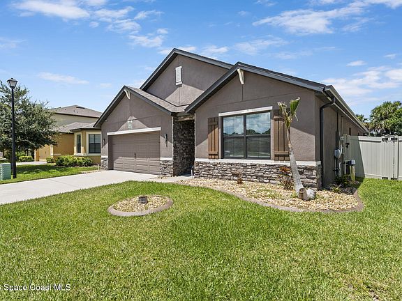 5th image of 618 Coyote Dr