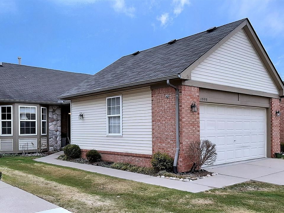 1st image of 1995 Wexford Dr