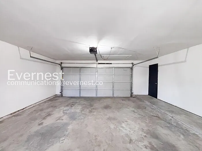 1334 Willersley Ln — Photo 23