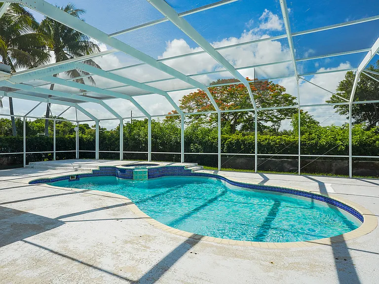 2575 Muirfield Ter — Photo 63