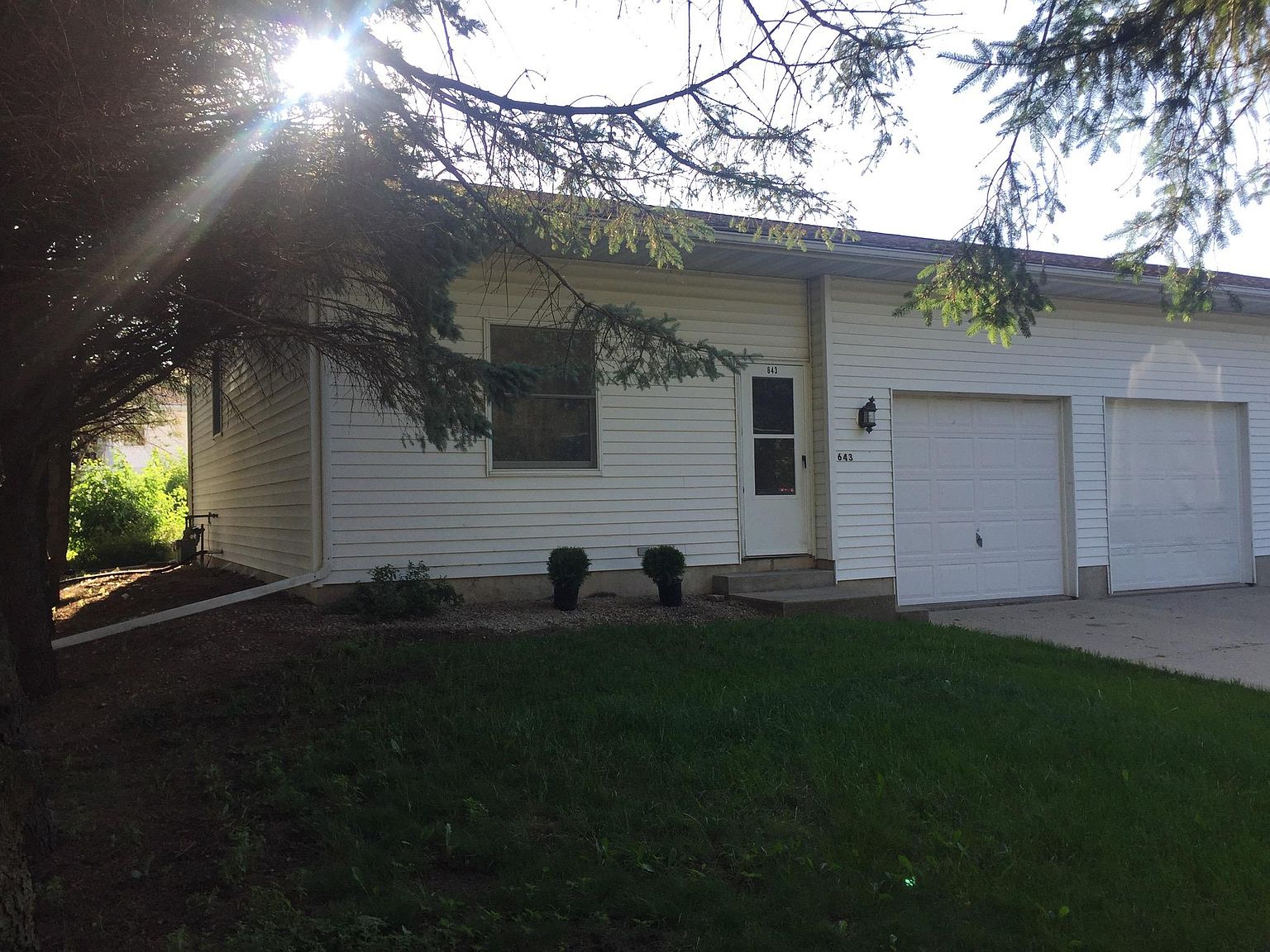 643 Madison Ave, Geneseo, IL 61254 Zillow