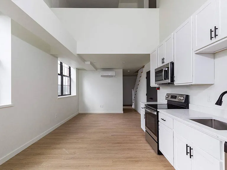 The Academy Lofts — Photo 6