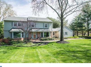 45 Tenby Chase Dr, Newark, DE 19711