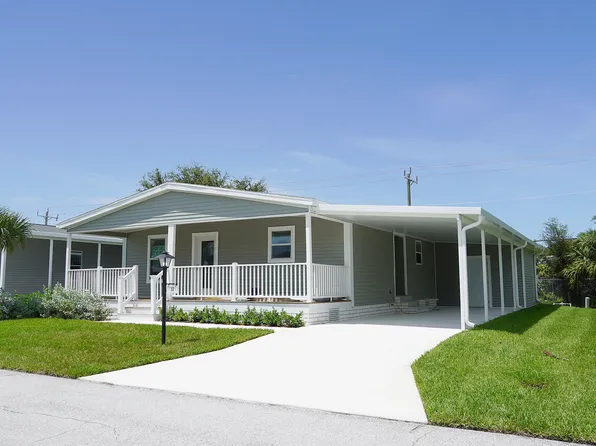 37 NE Village Ln, Jensen Beach, FL 34957