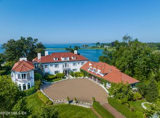 108 Cedar Cliff Rd, Riverside, CT 06878