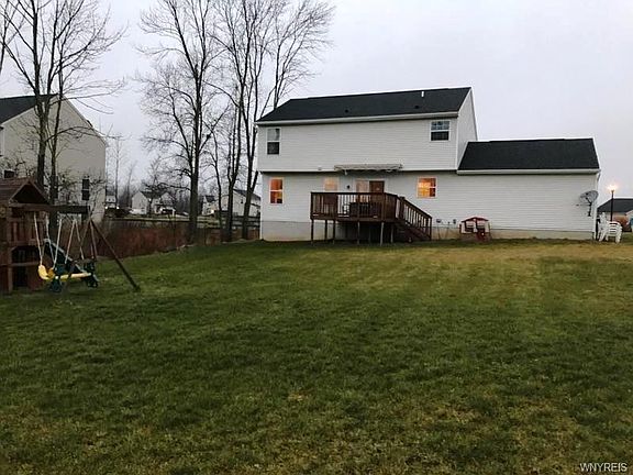 3rd image of 295 Waterford Park