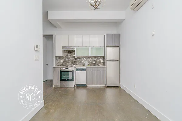 Rented by MySpaceNYC | media 1