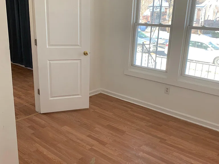 23123 Stauber Ave — Photo 5