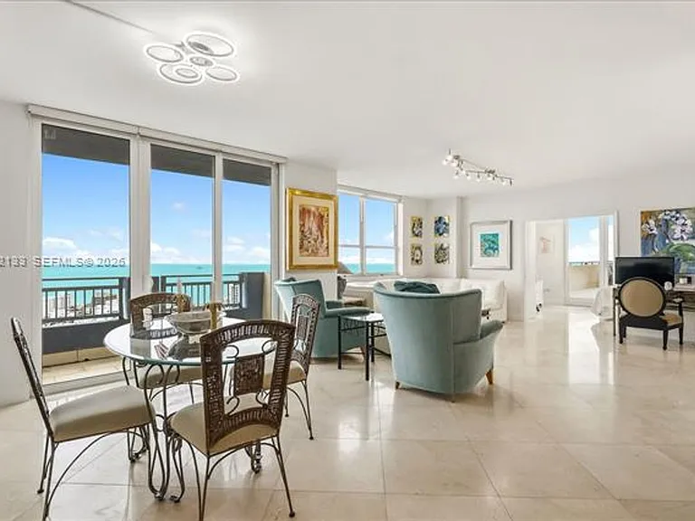 90 Alton Rd #Penthouse 3203 — Photo 2