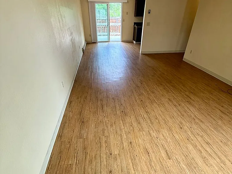919 California Ave — Photo 4
