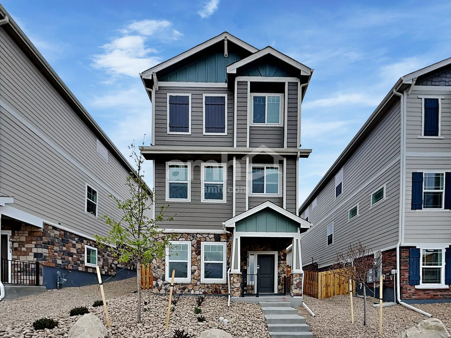 4 bed, 3.5 bath, 2945 sqft, $3,165 — Photo 1