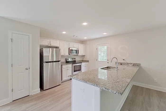 223 Western Red Cedar Dr — Photo 7