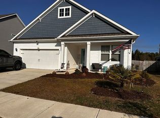 208 Edgewater Way, Surf City, NC 28445