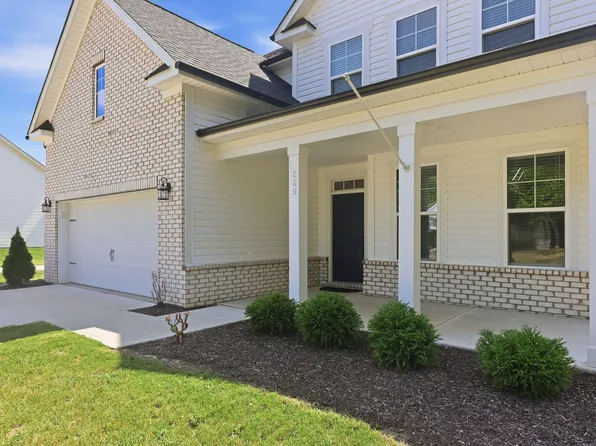 269 Van Winkle St, Lillington, NC 27546