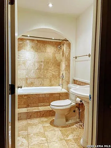 6611 Southpoint St #126-B — Photo 9