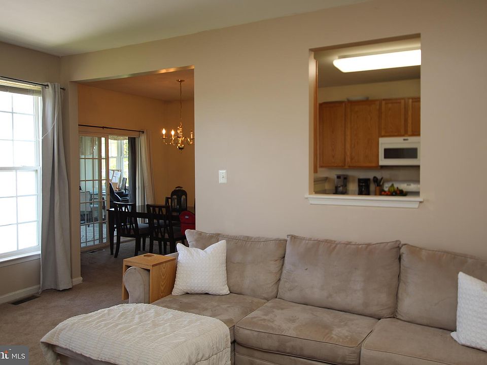 2nd image of 13 Wanoma Cir
