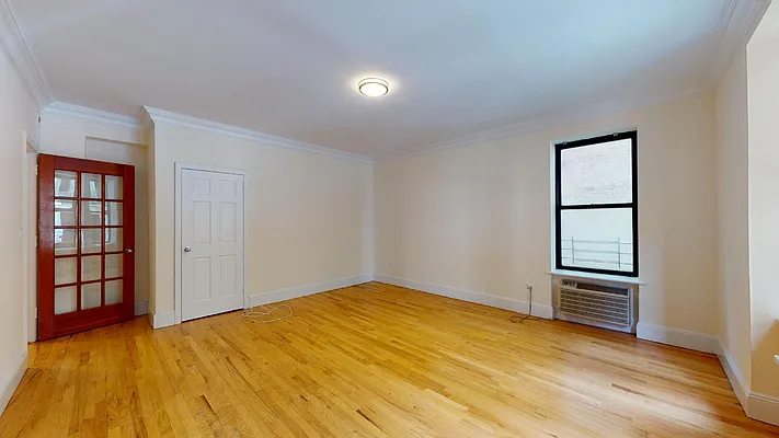 Rented by Bond New York | media 22