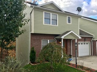 308 Villa View Dr, Morgantown, WV 26505