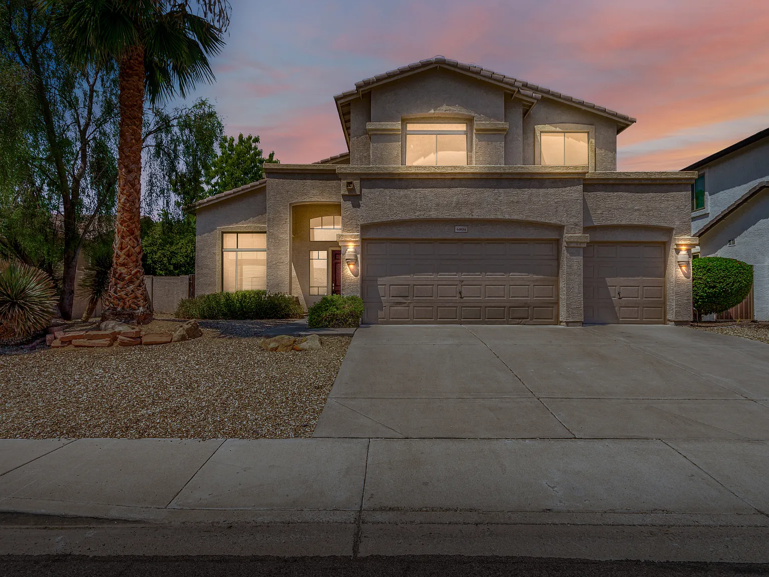 4 bed, 2890 sqft, $3,650 — Photo 2