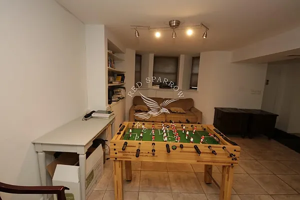 Rented by Red Sparrow Realty Group | media 24