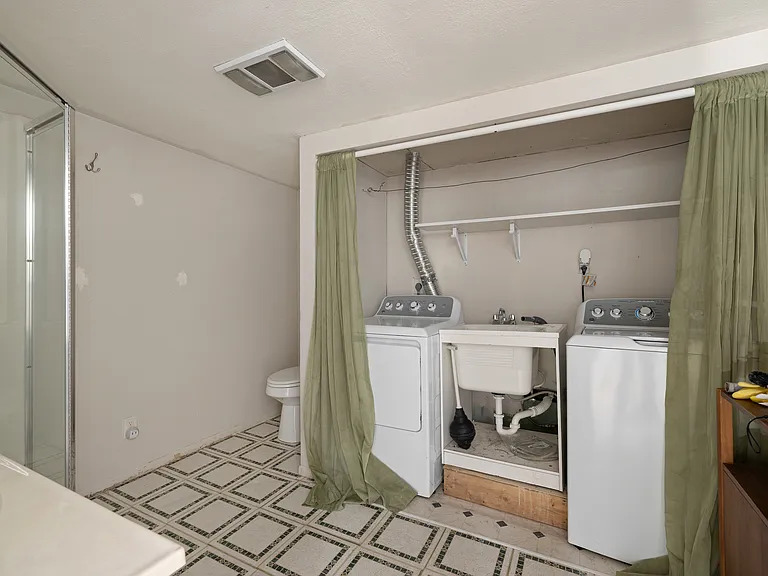 1505 N Monroe St — Photo 17