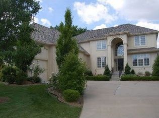 14908 Delmar St, Leawood, KS 66224