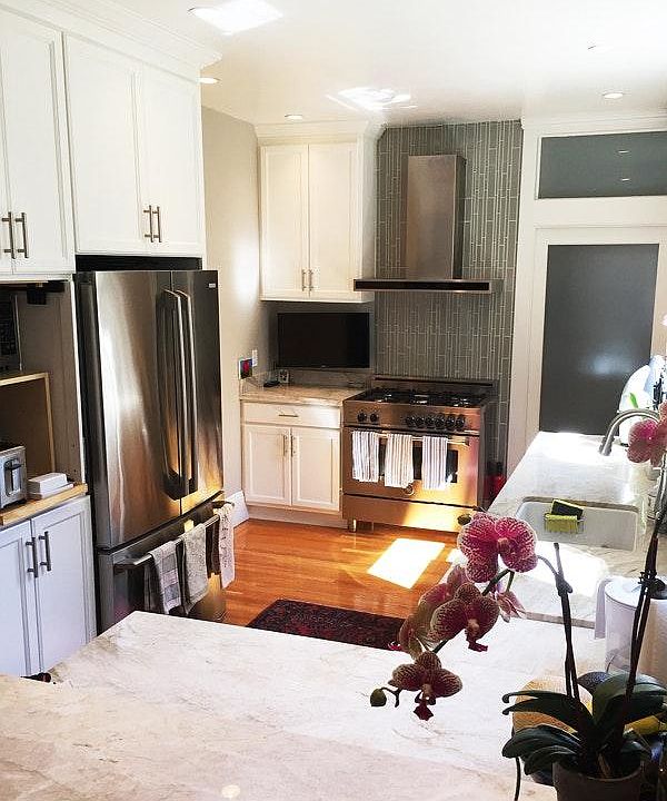 Modern Open Kitchen