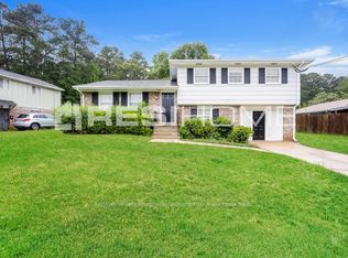 724 Dixon Rd, Jonesboro, GA 30238