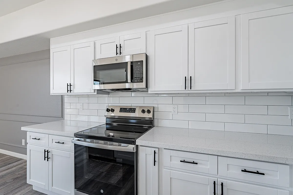 Building Photo - 51 W Thomas Ln #51