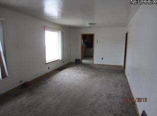 3229 3rd St NE, Canton, OH 44704