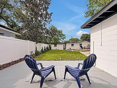 1711 White Ave — Photo 19