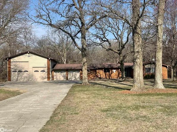 500 Royale Oaks Dr, Algona, IA 50511