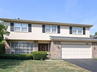 1690 Overland Trl, Deerfield, IL 60015