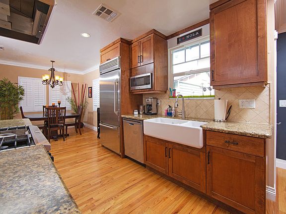5th image of 3225 Copley Ave