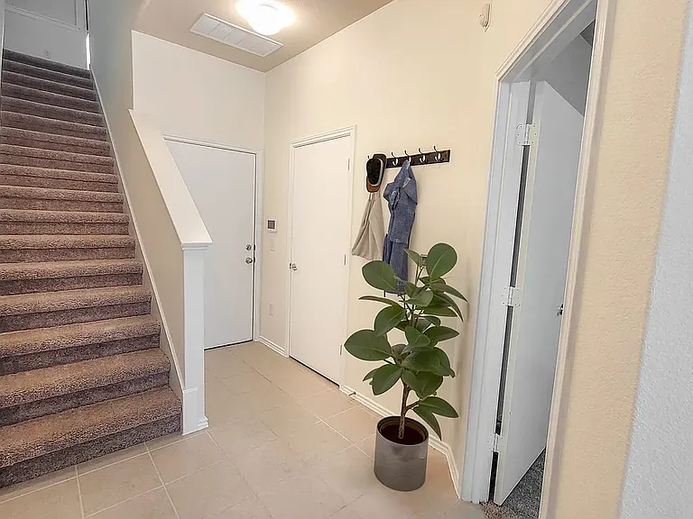 4329 Stromquist St — Photo 19