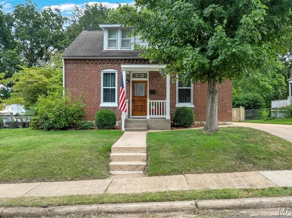 320 Olive St, Washington, MO 63090