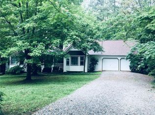 271 Chuck Rd, Talking Rock, GA 30175