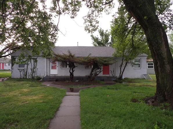 6514-6516 E Cottonwood Ln, Wichita, KS 67207