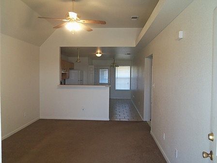 4th image of 3510 Littleleaf Dr #B
