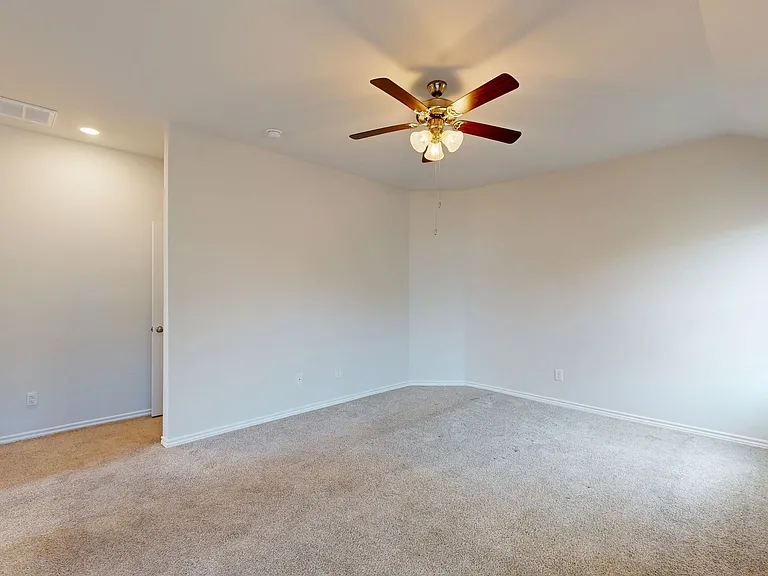 2417 Lavigne Ct — Photo 23