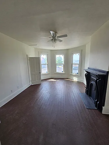 615 Saint Peter St Photo 1