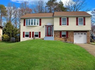 2074 Charing Cross Ct, Waldorf, MD 20602