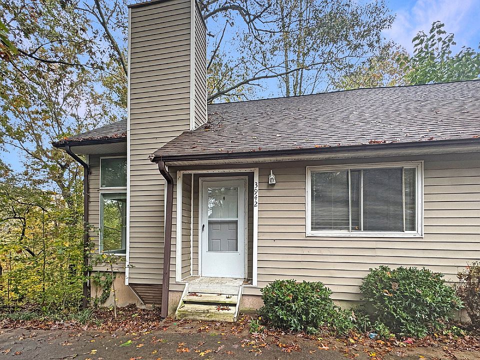 1st image of 3942 Darryl Ln