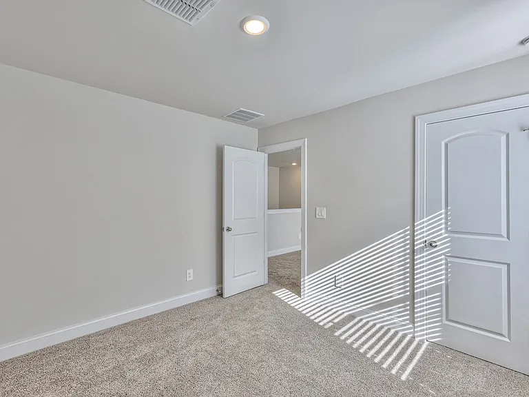 1291 Bluffton Cir — Photo 26
