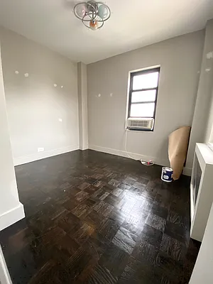 Rented by Guy Goldman, LREB | media 28