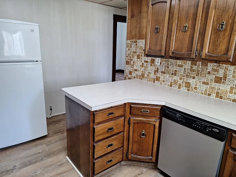 34 Roosevelt Ave #1 — Photo 7