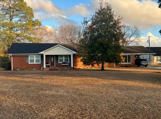6690 Hobbton Hwy, Clinton, NC 28328