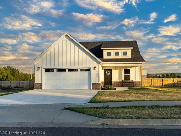 6925 Spruce St, Fort Smith, AR 72916