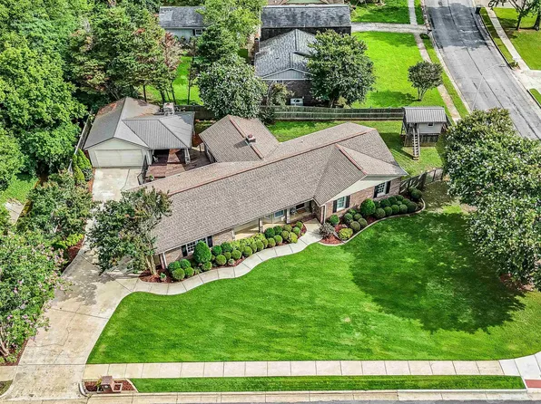 2600 Gawain Rd SE, Huntsville, AL 35803