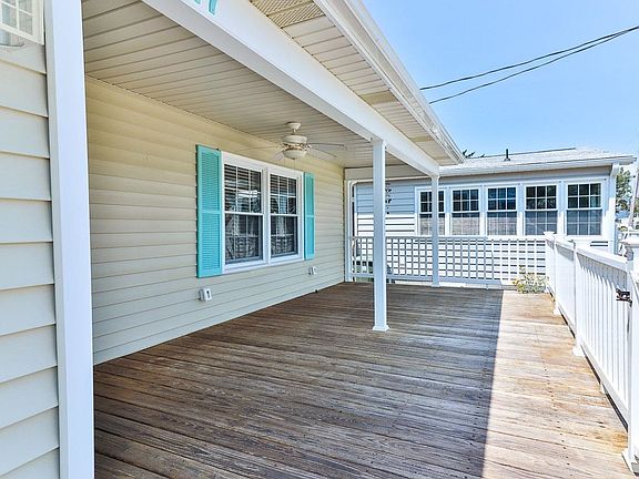 4th image of 317 23rd Ave. N